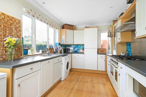 8 Nursery Road, Salisbury, SP2 7HX