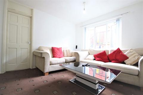 138 Whitendale Crescent, Blackburn, BB1 1RX