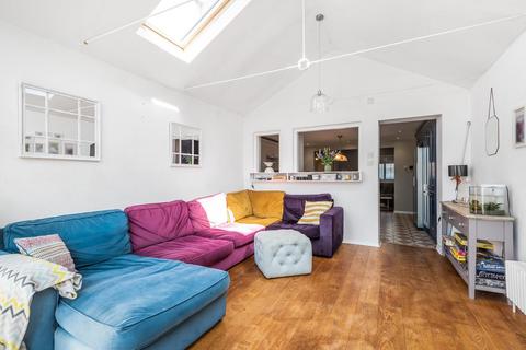 30 James Road, Peasmarsh, Guildford, GU3 1NF