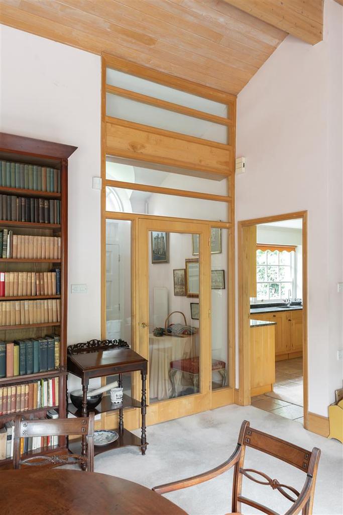 10 Percival Road ph47.jpg