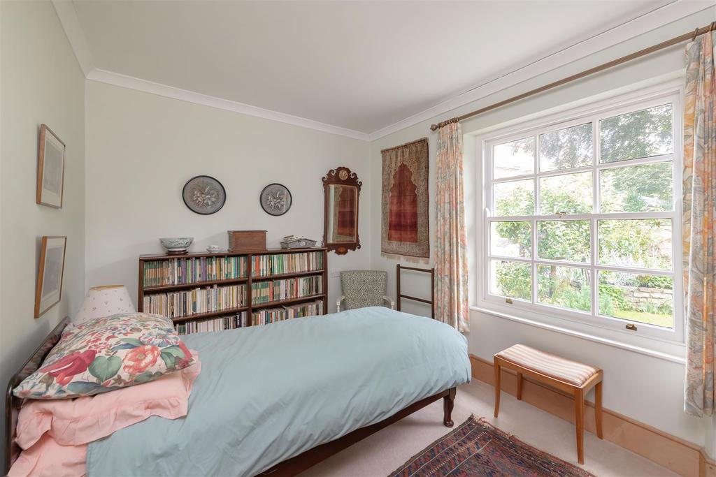 10 Percival Road ph2.jpg