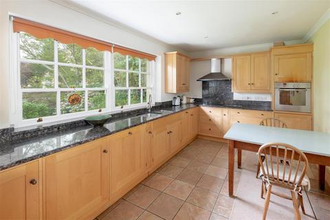 10 Percival Road, Bristol, BS8 3LN