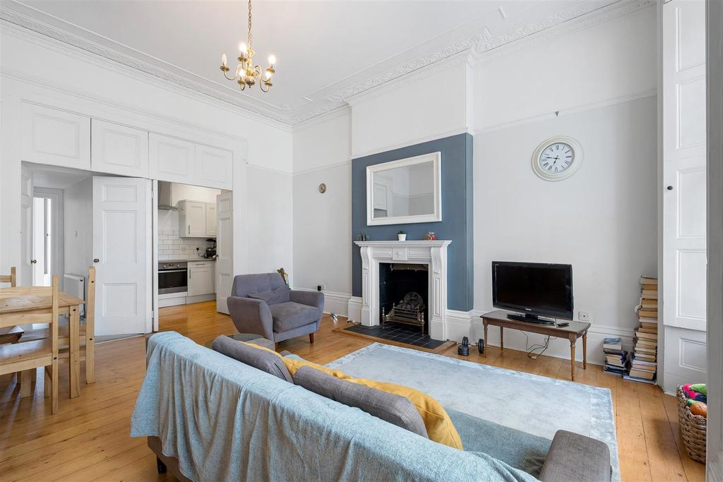 8 Caledonia Place-9.jpg