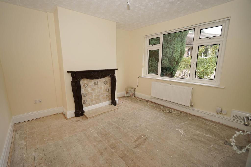 Factory Hill, Horwich, Bolton 2 bed semidetached bungalow £175,000