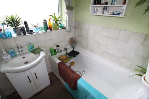 2 Broadway, Horwich, Bolton, BL6 6BY