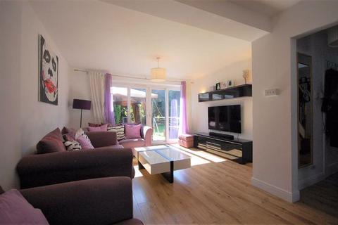 42 Brackenbridge Drive, Ruislip, HA4 0LZ