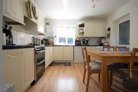 42 Brackenbridge Drive, Ruislip, HA4 0LZ
