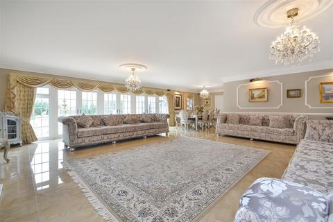 5 bedroom house for sale, Portsdown Hill Road, Portsmouth PO6