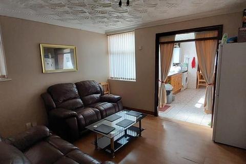 135 Aldermans Drive, Peterborough, PE3 6BB