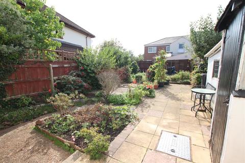 64 Causey Lane, Exeter, EX1 3SH