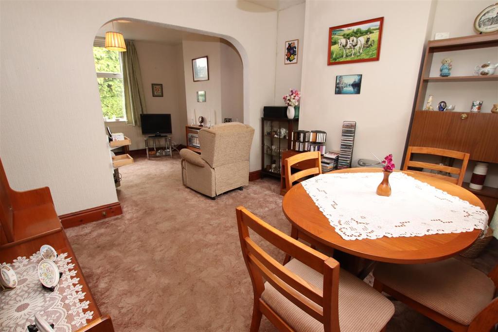 Dining Room 2.JPG