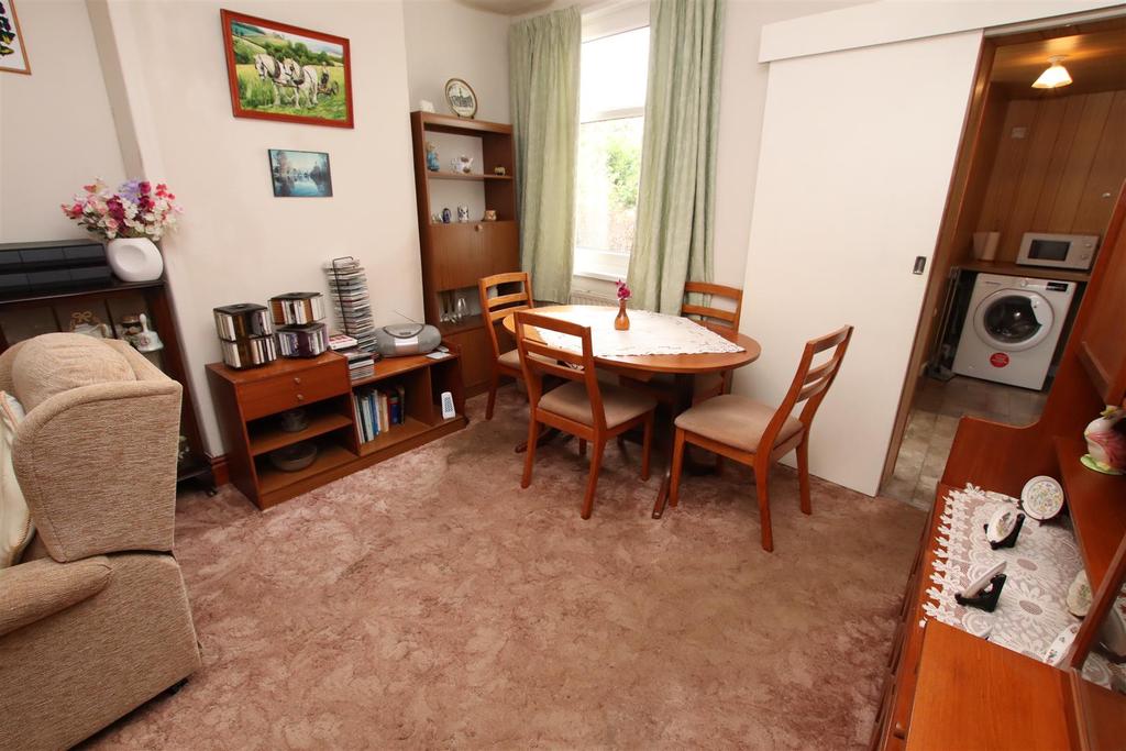 Dining Room 1.JPG
