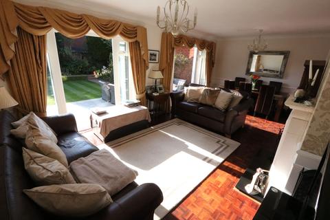 Wychwood High Road, Horndon On The Hill, Stanford-le-hope, SS17 8LB
