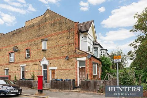 1d Grayham Road, New Malden, KT3 5HR