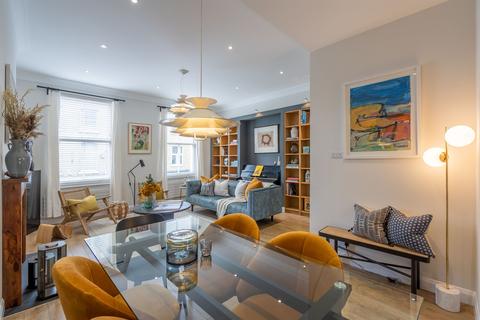 324a Portobello Road, London, W10 5RU