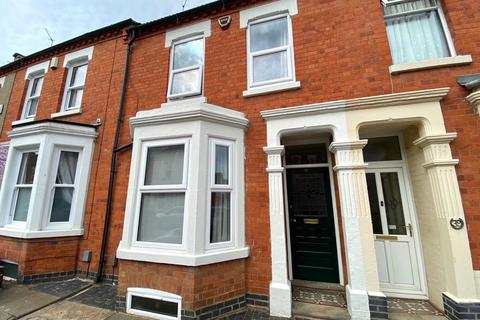 37 Cedar Road, Northampton, NN1 4RN