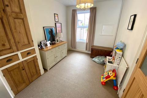 37 Cedar Road, Northampton, NN1 4RN
