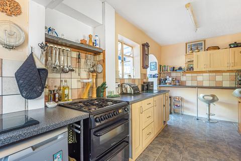 1 Eight Acres, Hindhead, GU26 6RY