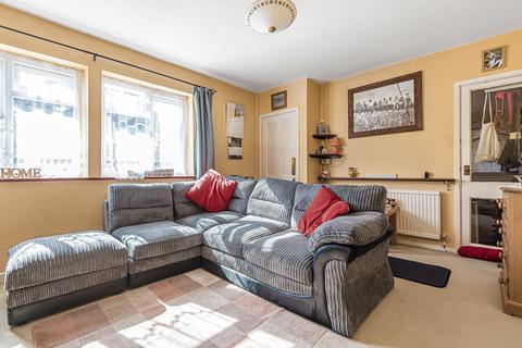 1 Eight Acres, Hindhead, GU26 6RY
