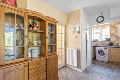 1 Eight Acres, Hindhead, GU26 6RY