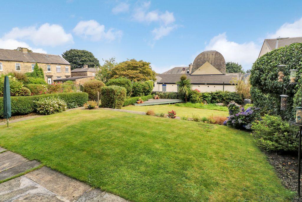 Garden at Front