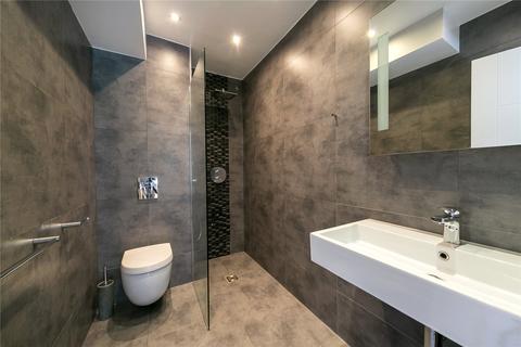22 Topiary Square, Richmond, TW9 2DB