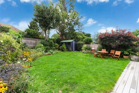 3 Hearnes Meadow, Seer Green, Beaconsfield, HP9 2YH