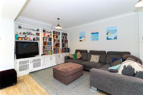 3 Hearnes Meadow, Seer Green, Beaconsfield, HP9 2YH