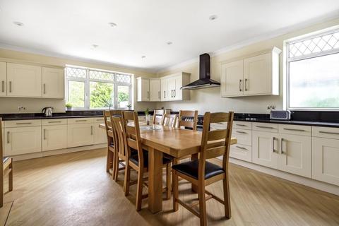 Torduff Pickhurst Rise, West Wickham, BR4 0AA