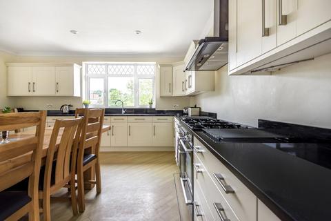 Torduff Pickhurst Rise, West Wickham, BR4 0AA