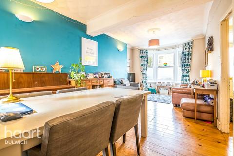 37 Darrell Road, London, SE22 9NJ