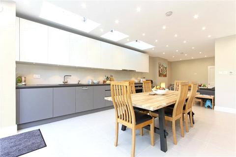 8 Thornton Road, London, SW19 4NE