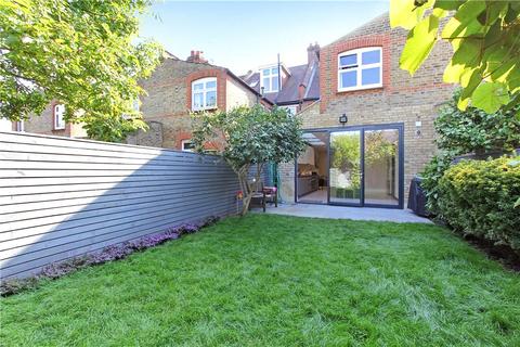 8 Thornton Road, London, SW19 4NE