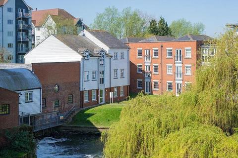 20 Waters Edge, Canterbury, CT1 1WX