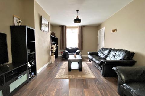 24 Grange Crescent, Thurnscoe, Rotherham, S63 0EA