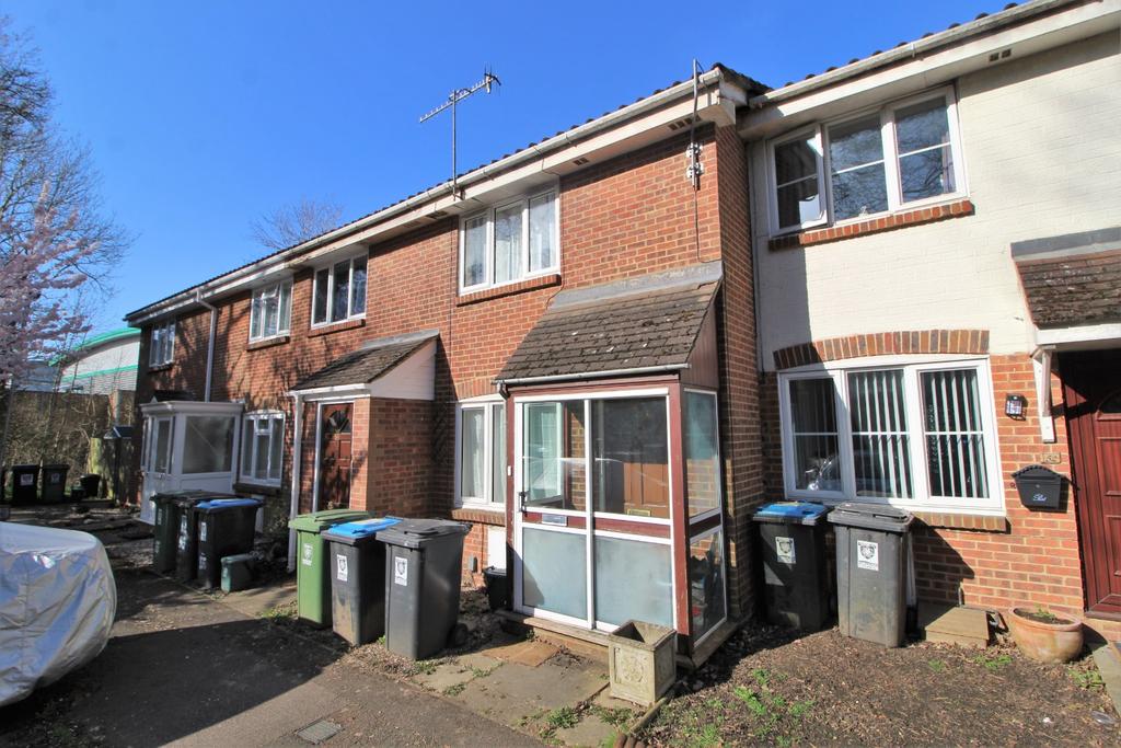 Hales Park, Hemel Hempstead 2 bed terraced house £292,500