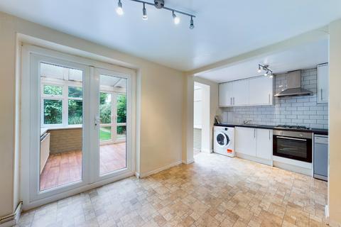 34 Belsize Road, Hemel Hempstead, HP3 8DJ