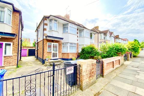 36 Woodfield Avenue, London, NW9 6PP