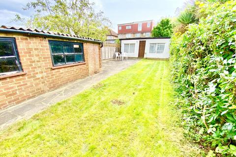 36 Woodfield Avenue, London, NW9 6PP