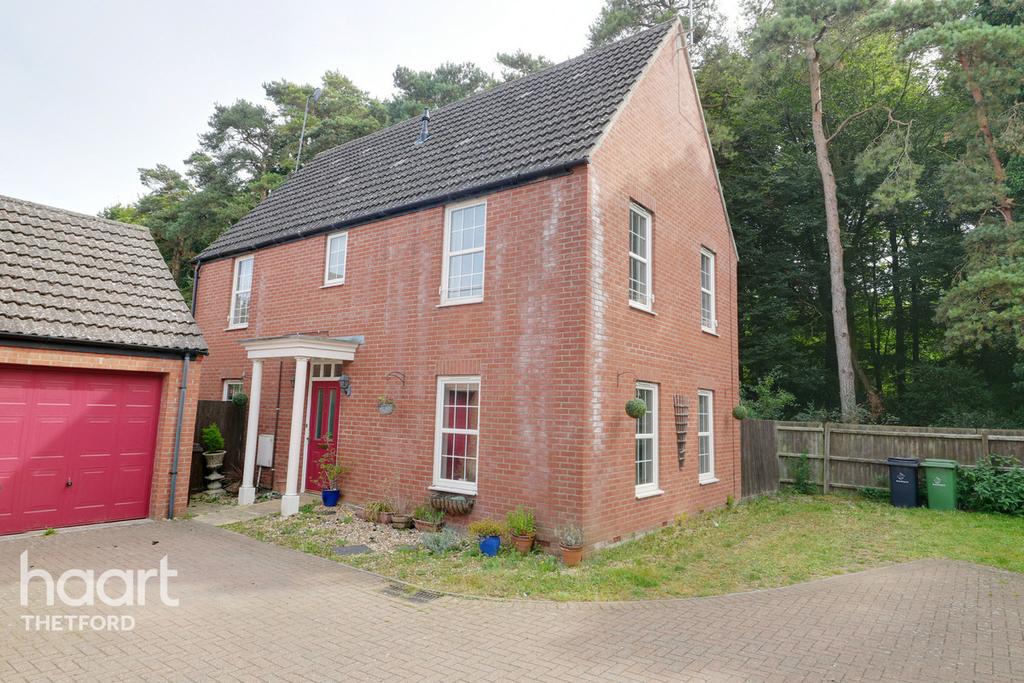 Birch Covert, Thetford 4 bed detached house £330,000