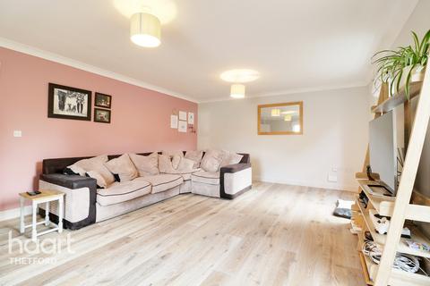 27 Birch Covert, Thetford, IP24 2UL