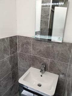 undefined, Room 7 12 Grantham Terrace  Bradford