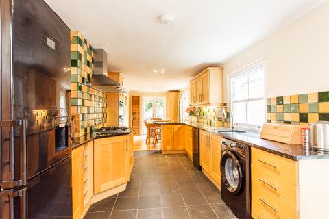 73 Clinton Road, London, E3 4QY