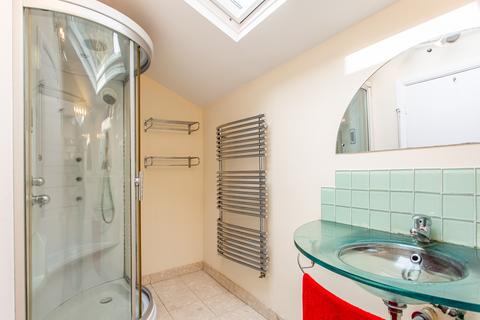 73 Clinton Road, London, E3 4QY