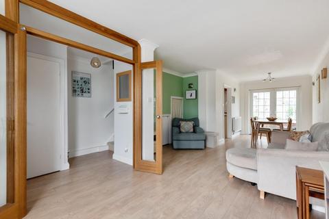10 Caygill Close, Bromley, BR2 0PS