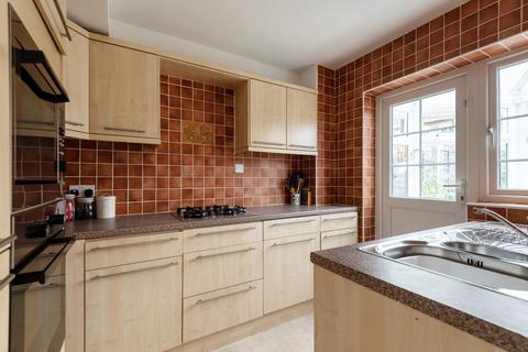 10 Caygill Close, Bromley, BR2 0PS