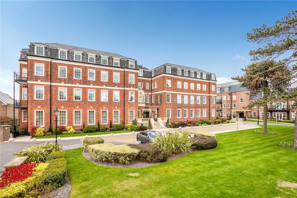 Hampton Grange, 14 Marian Gardens... 2 bed apartment - £600,000