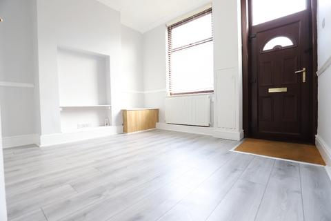 2 bedroom terraced house to rent, Oxford Road, May Bank, Newcastle-under-Lyme, ST5