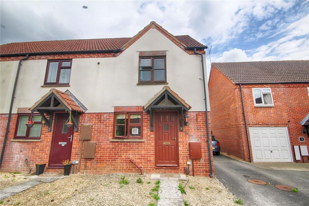 Meadow Lea, Cleeve, Cheltenham, GL52 2 bed end of terrace house