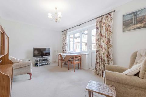 1 bedroom apartment for sale, Hopton Court, Forge Close, Bromley, Kent, BR2